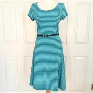 The Limited Striped Blue Knee Length Dress XS Belt